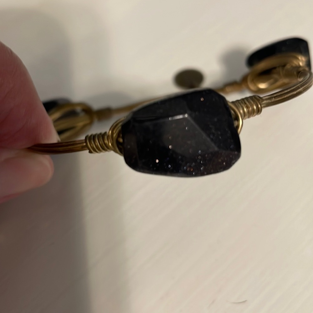 Sparkling, navy Bourbon and Boweties bracelet